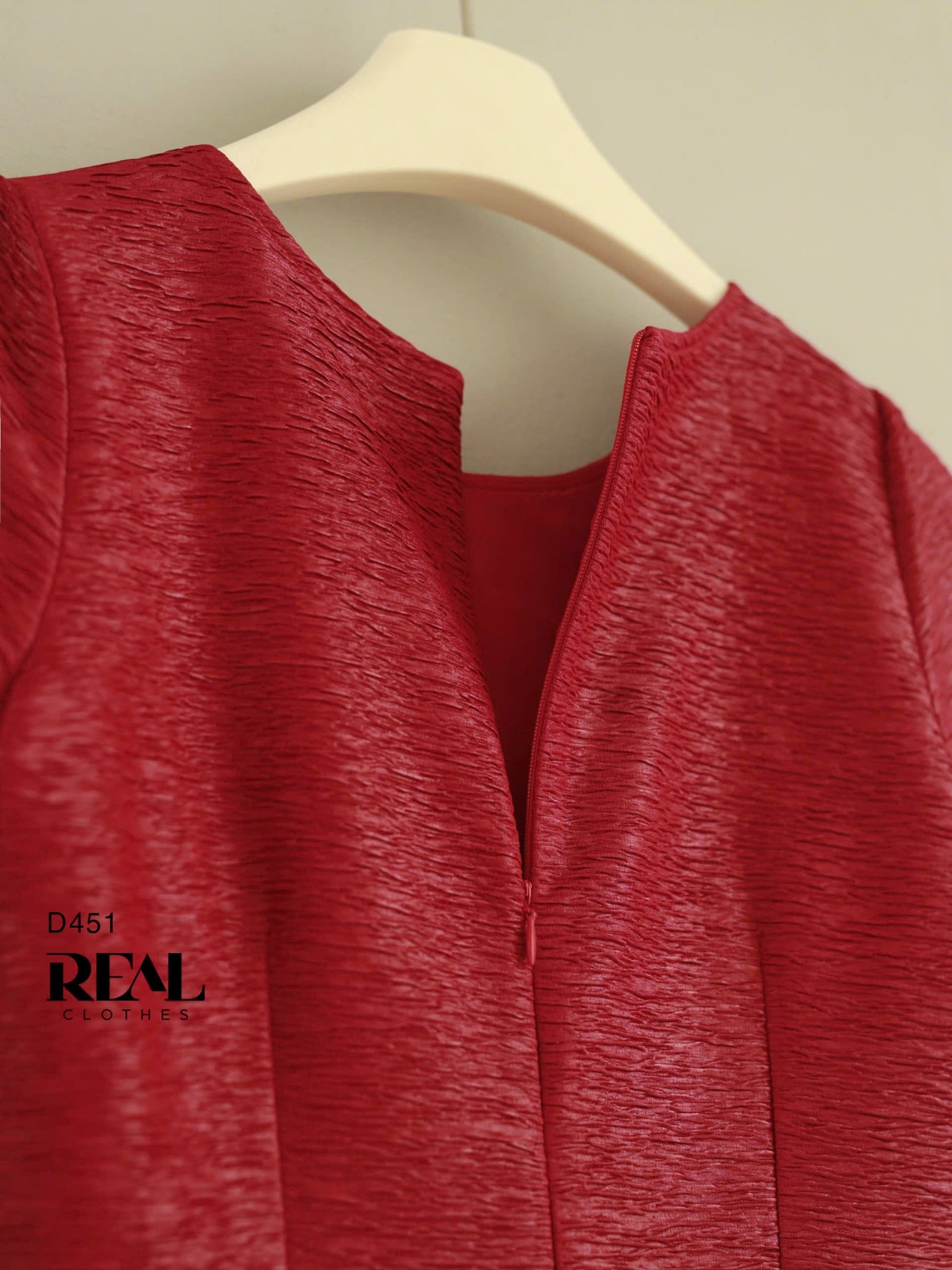 Đầm vân gỗ đỏ