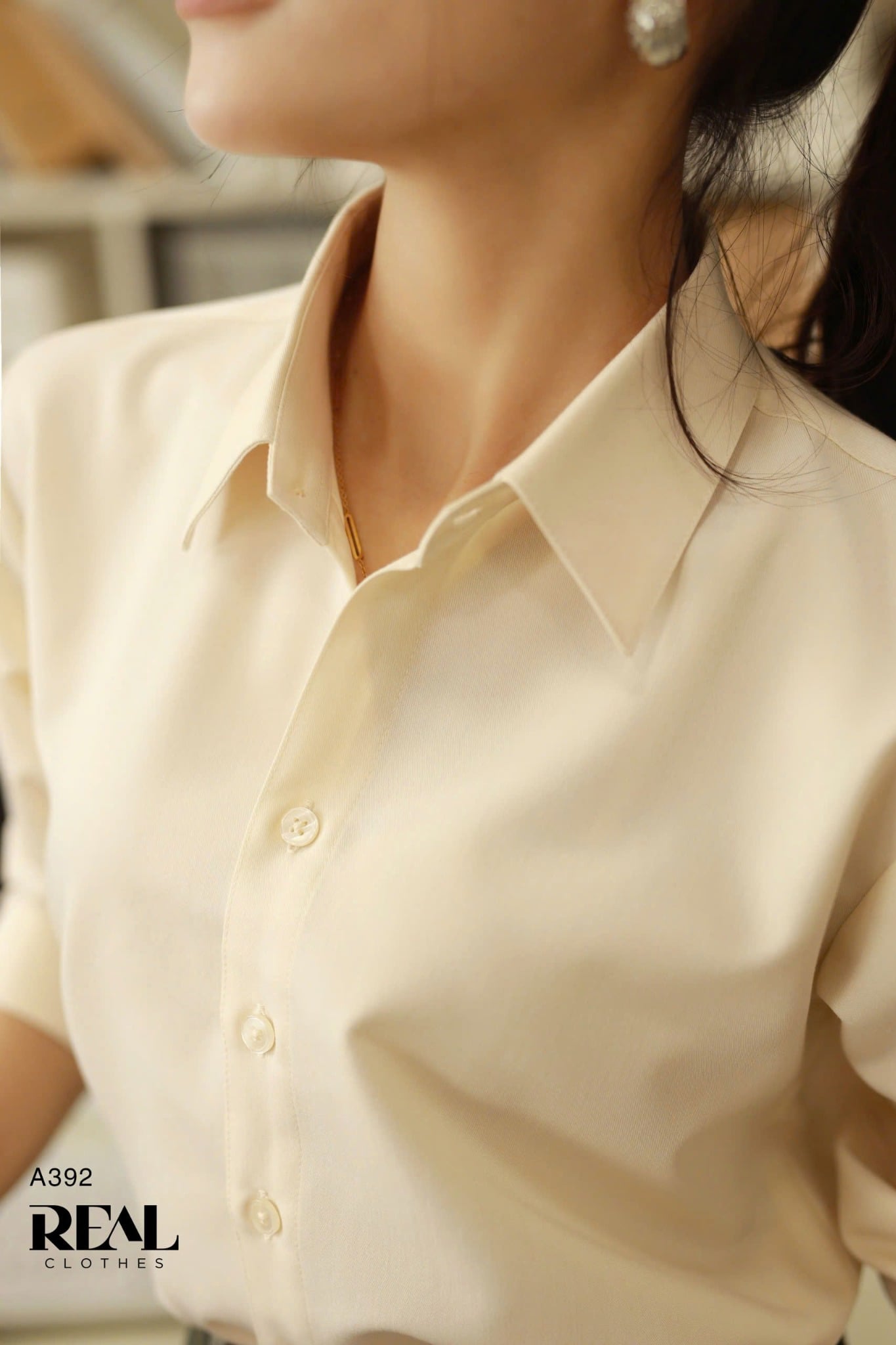 Sơ mi form rộng kem SALE