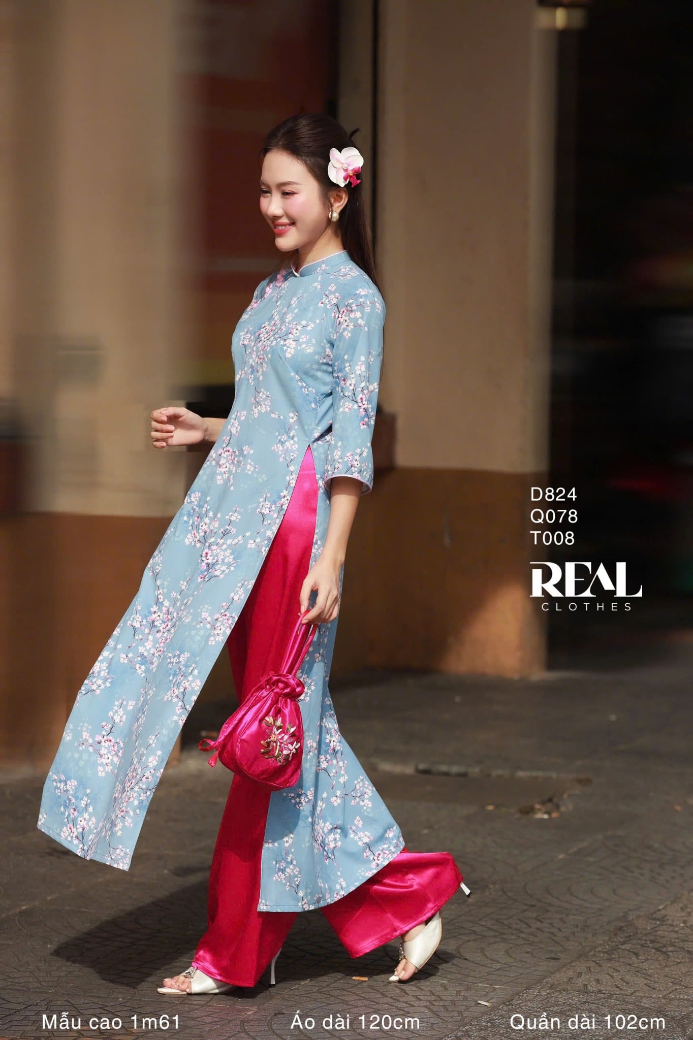 Áo dài cách tân Hoa Đào