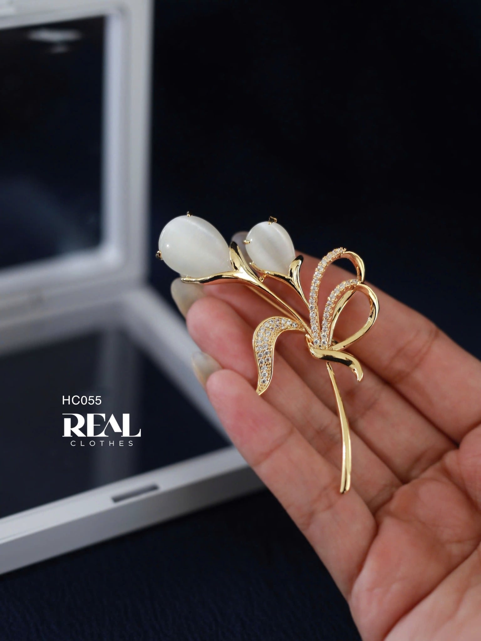  Cài áo premium hoa tulip 