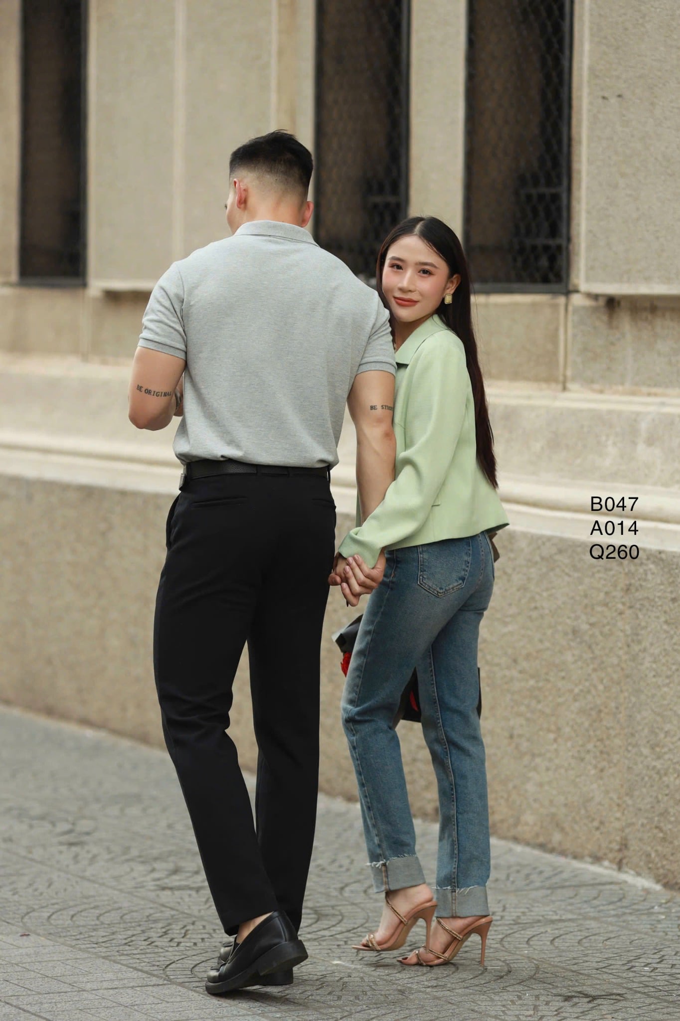 Quần Jeans lật lai xanh đậm - size XS