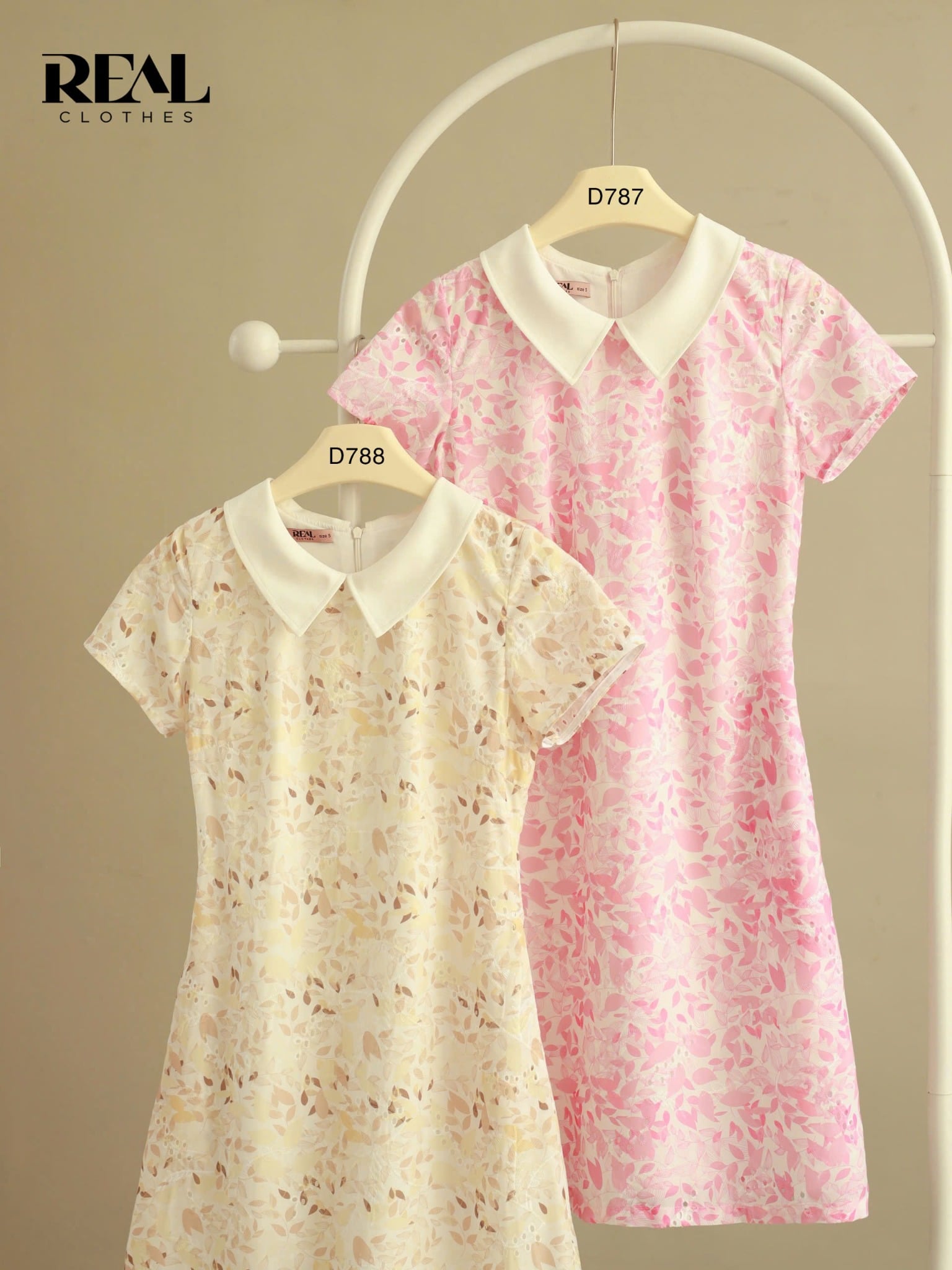 Đầm suông tay đủ cổ lá sen vàng