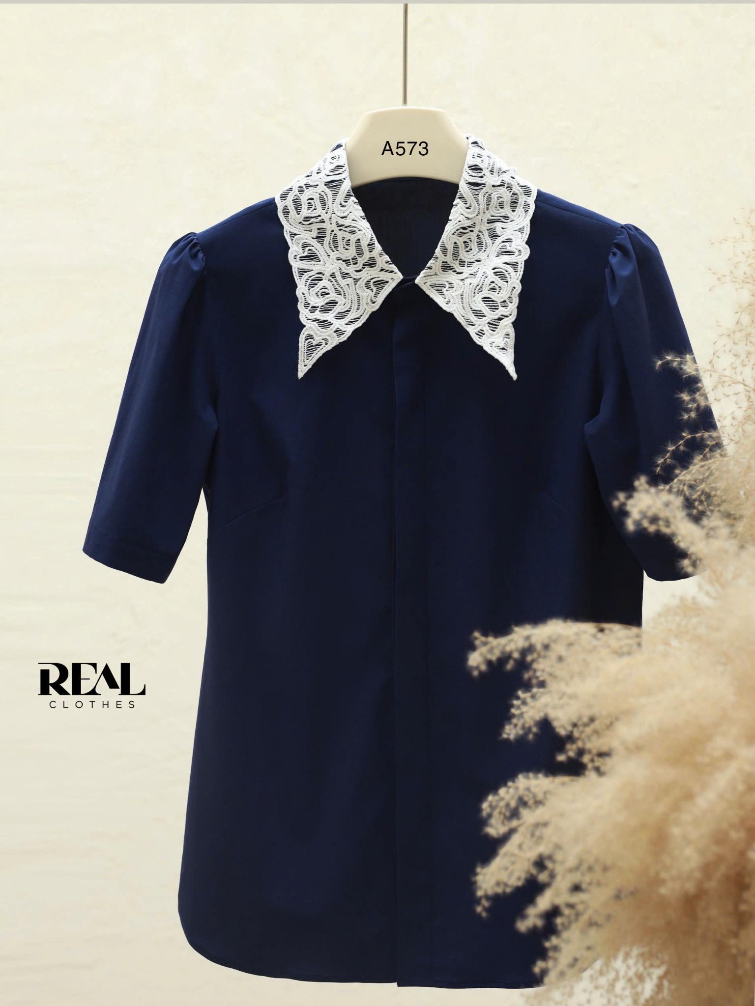 Sơ mi bamboo cổ ren xanh đen