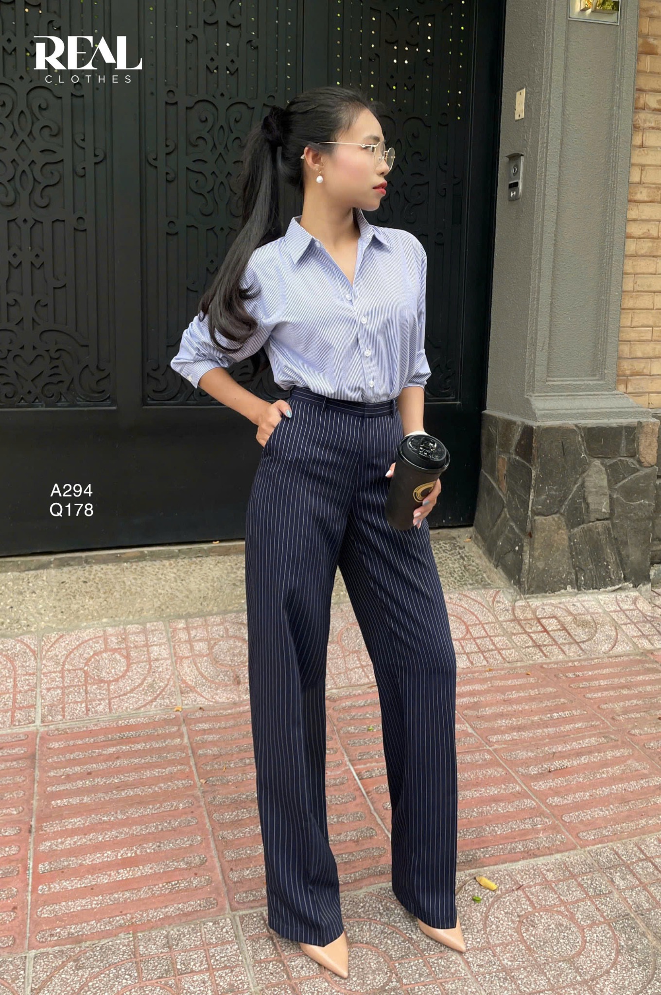 Sơ mi form rộng sọc xanh SALE