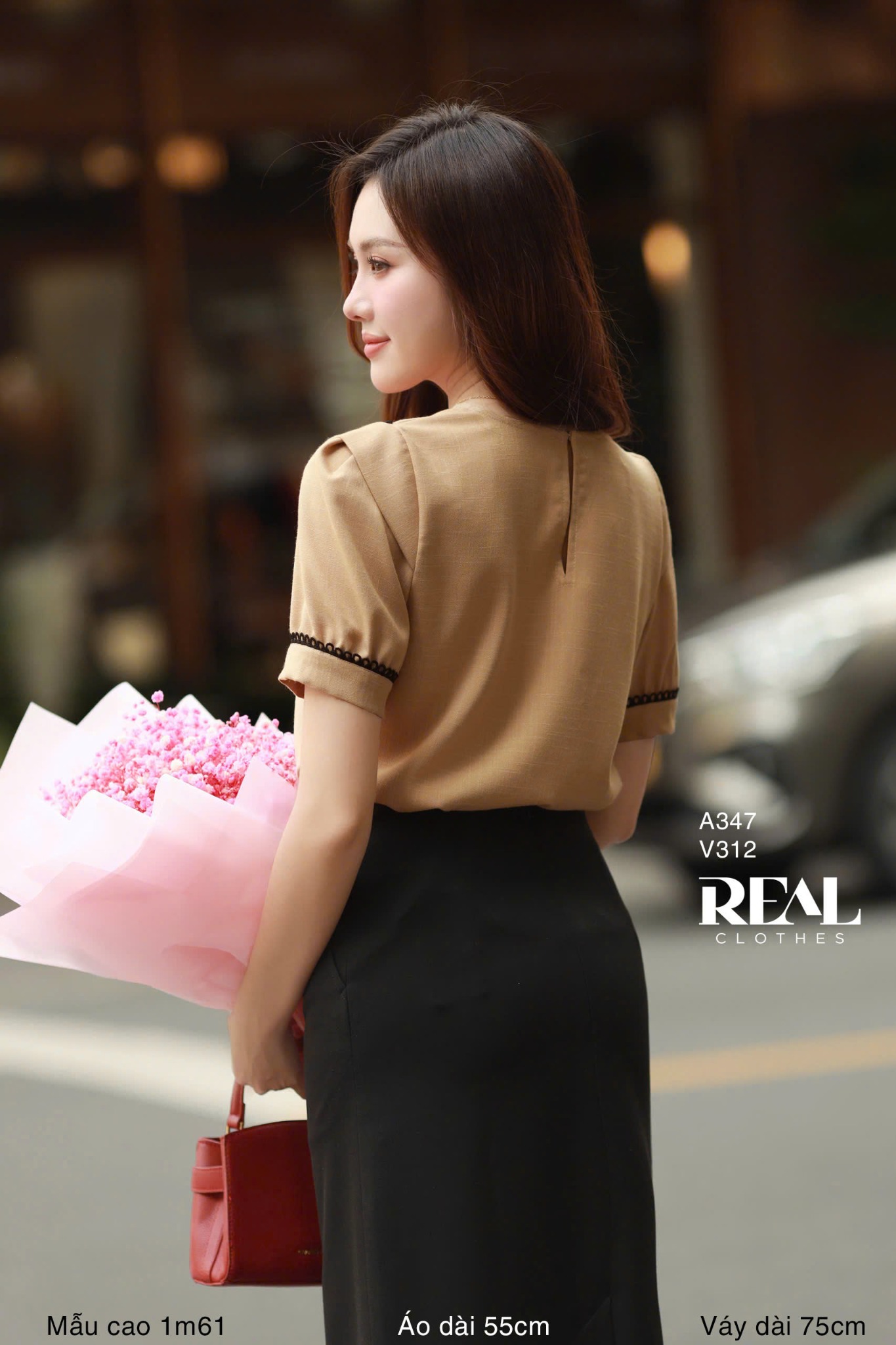 Áo cổ vuông cà phê sữa