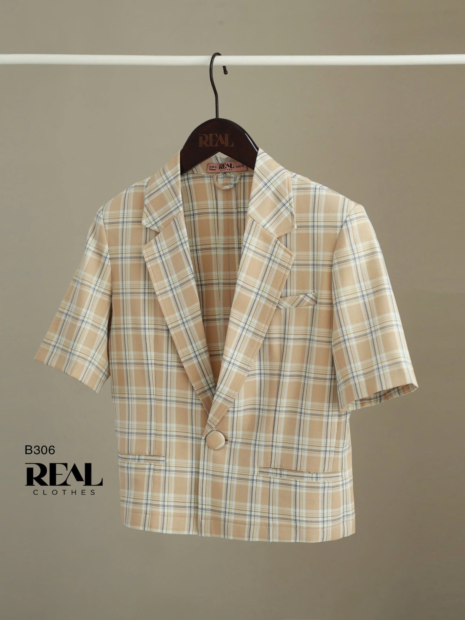 Blazer tay ngắn caro vàng