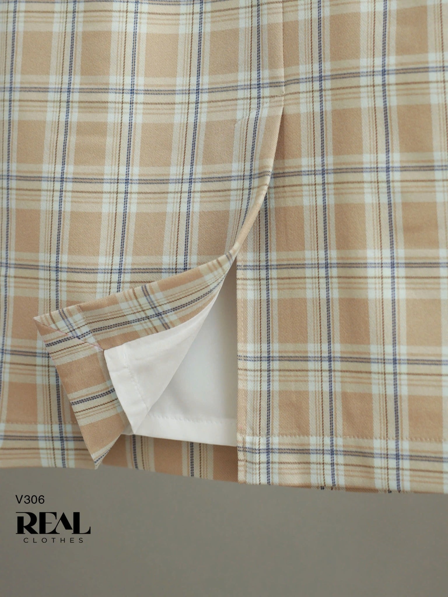 Váy Japan caro vàng