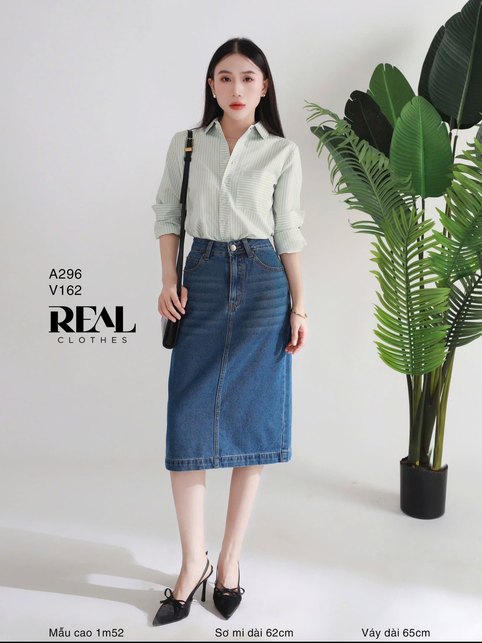  Váy Jeans ngắn xanh đậm 