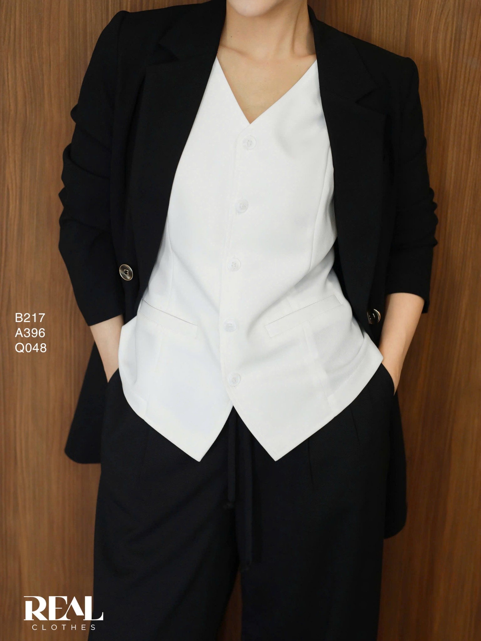 Blazer Paris đen SALE