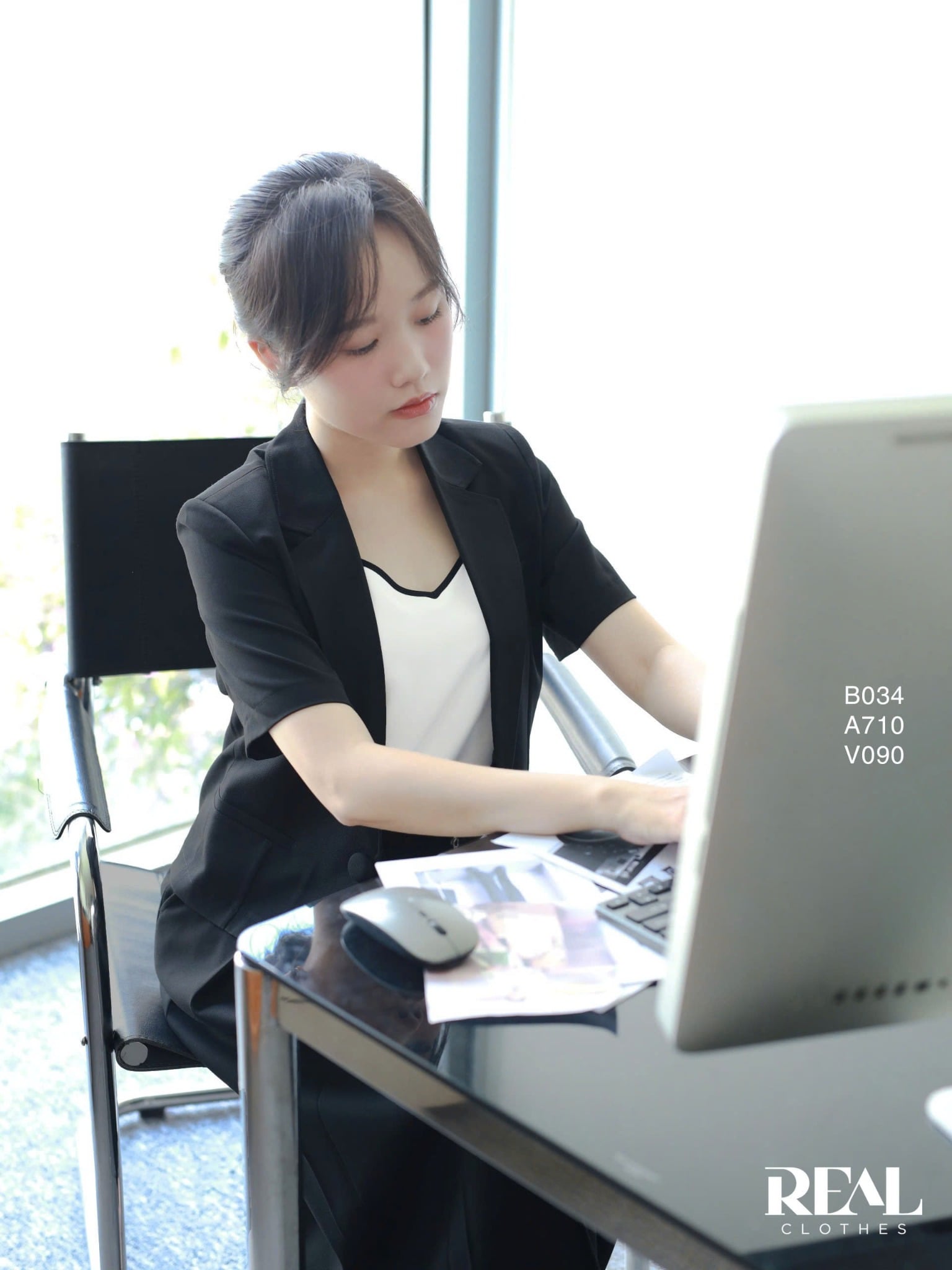 Blazer tay ngắn đen