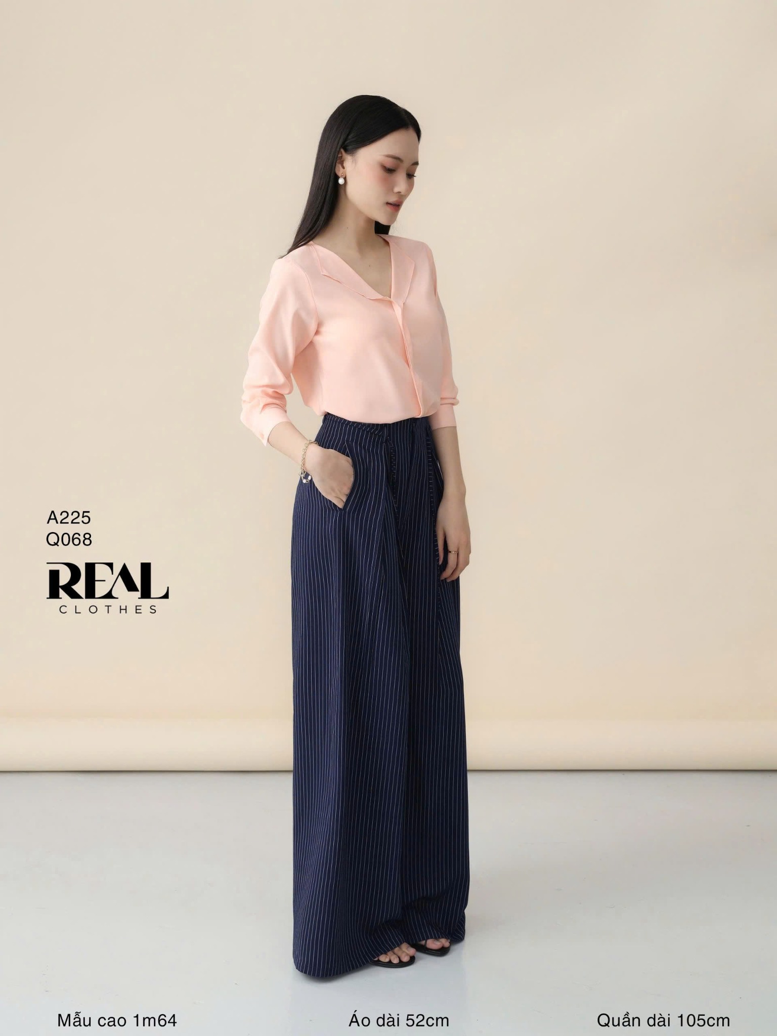 Quần ống rộng sọc xanh