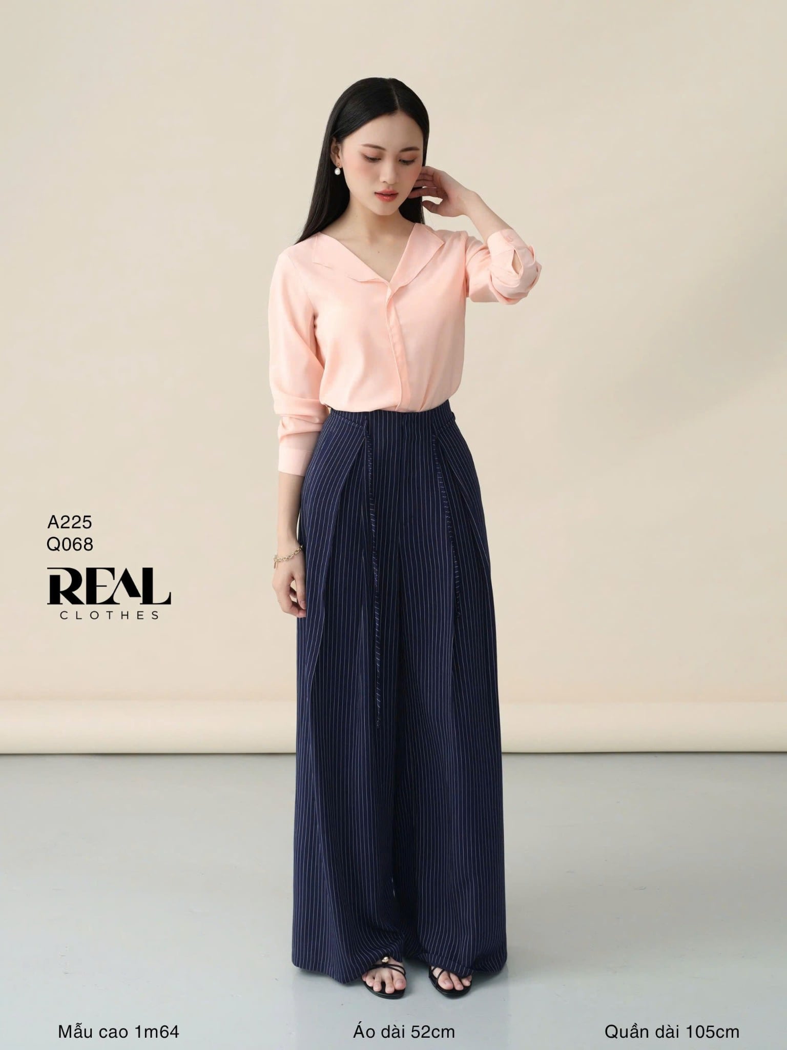 Quần ống rộng sọc xanh