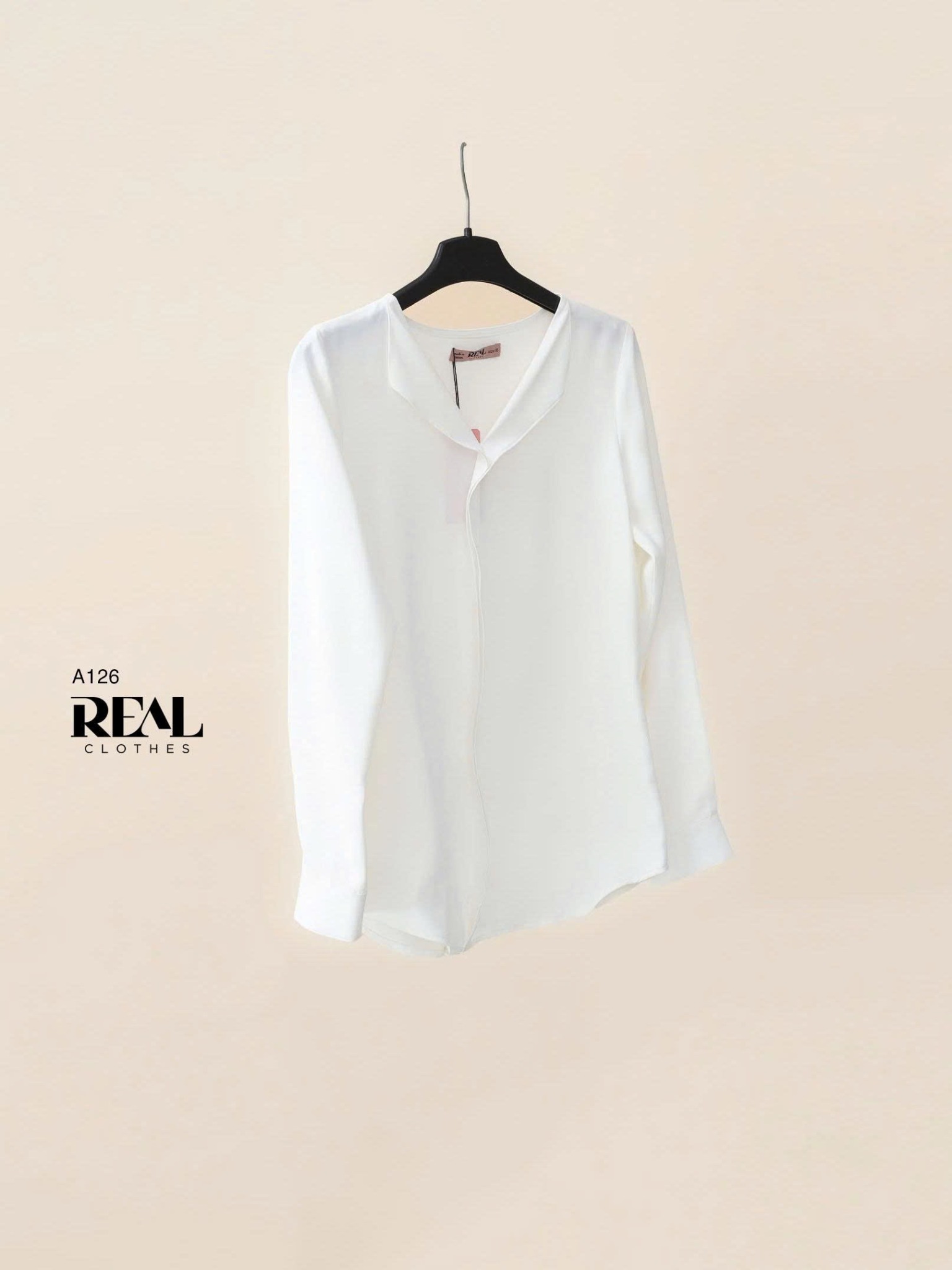 Áo cổ lật trắng