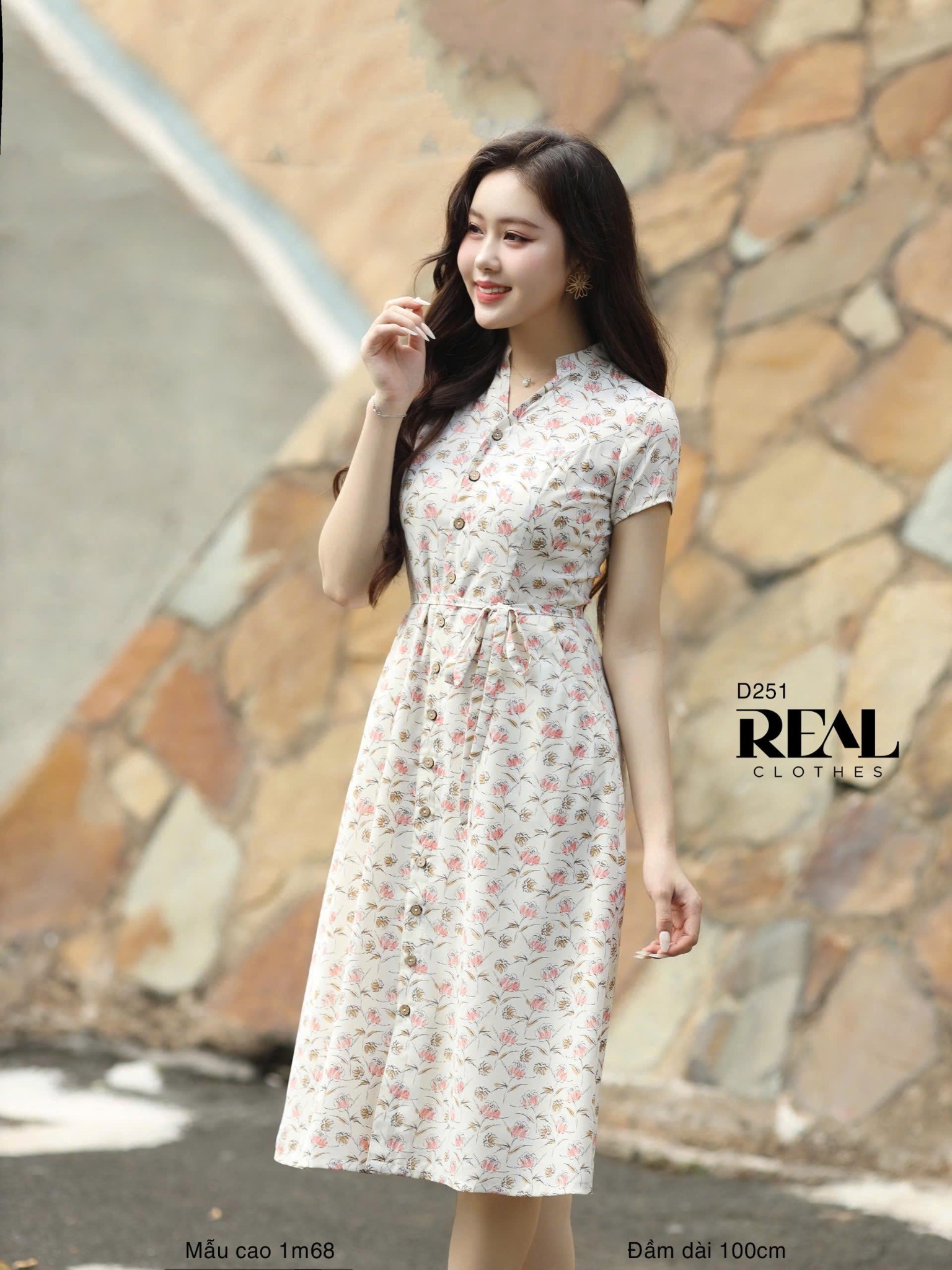 Đầm cổ trụ hoa kem SALE