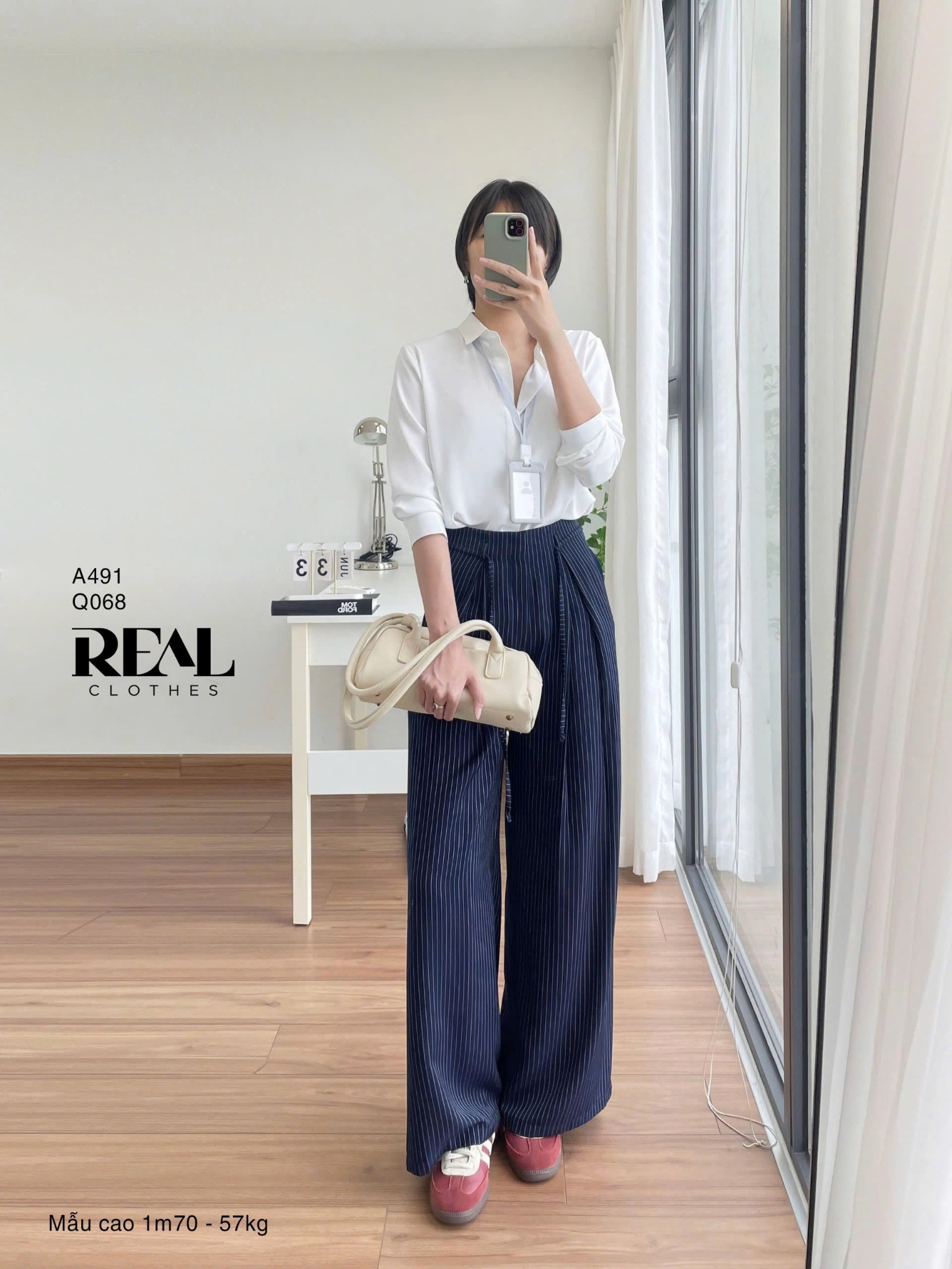 Quần ống rộng sọc xanh