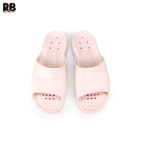 DÉP NIKE VICTORI ONE SHOWER WMNS