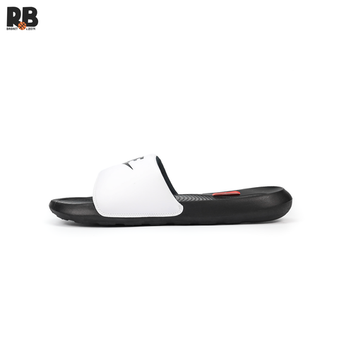 DÉP NIKE VICTORI ONE