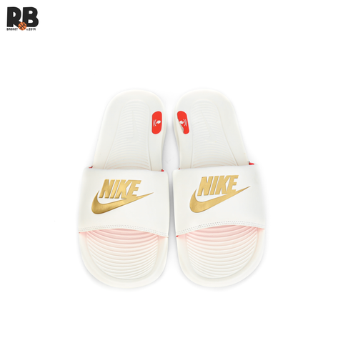 DÉP NIKE WMNS VICTORI ONE