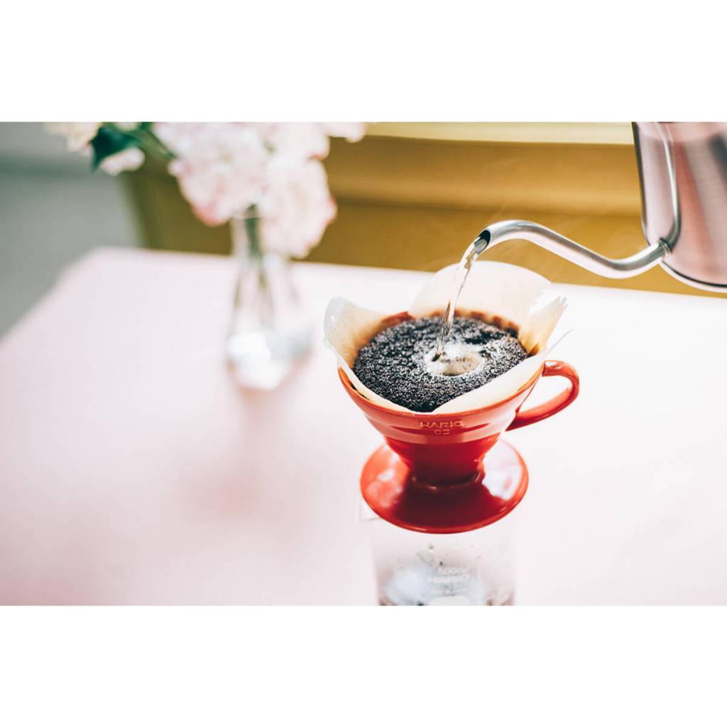  Phễu sứ pha cà phê Hario V60 (size 02, Đỏ) - V60 Coffee Dripper 02 Ceramic / Red VDCR-02-R 