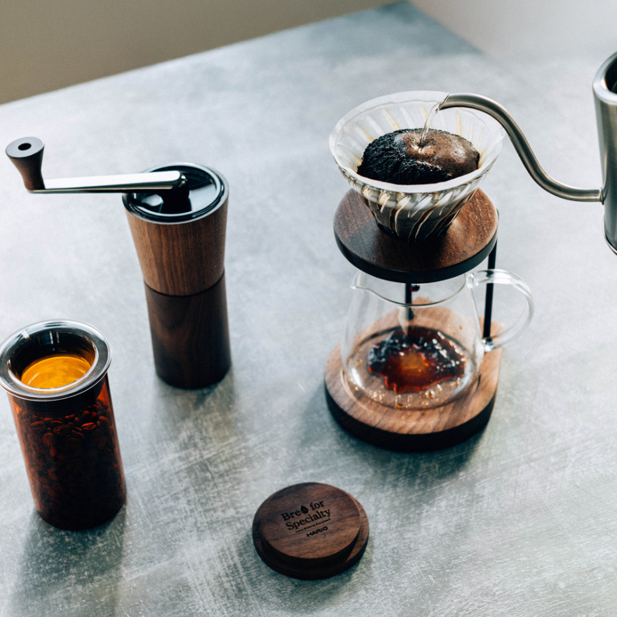  Phễu V60 thủy tinh pha cà phê Hario heat-resistant glass dripper walnut wood series VDG-02-WN 