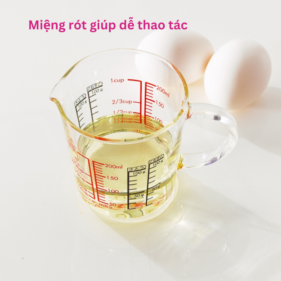 Ca đong chia vạch thủy tinh chịu nhiệt HARIO 200ml (có quai cầm, dùng được lò vi sóng) làm bếp, pha chế - Measure Cup Wide CMJW-200 