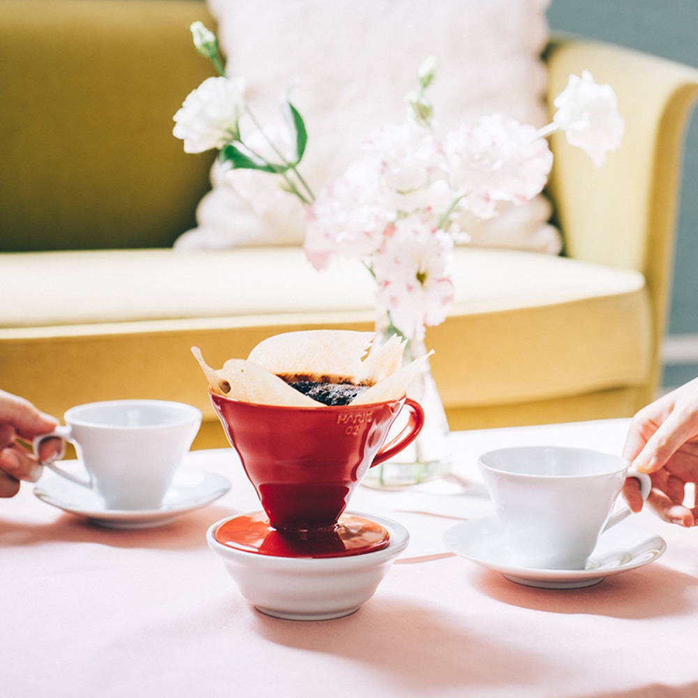  Phễu sứ pha cà phê Hario V60 (size 02, Đỏ) - V60 Coffee Dripper 02 Ceramic / Red VDCR-02-R 