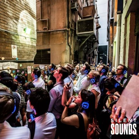  Cho thuê tai nghe hướng dẫn du lịch Silent Tour 