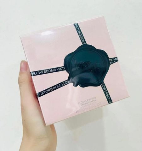 Nước hoa Viktor & Rolf Flowerbomb  L'eau De Parfum 100ml