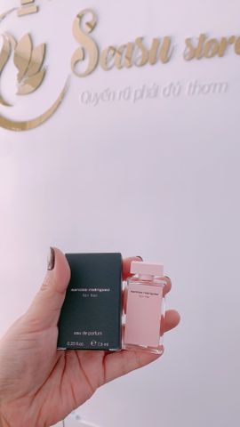 Nước hoa Narciso Rodriguez For Her 7.5 ml