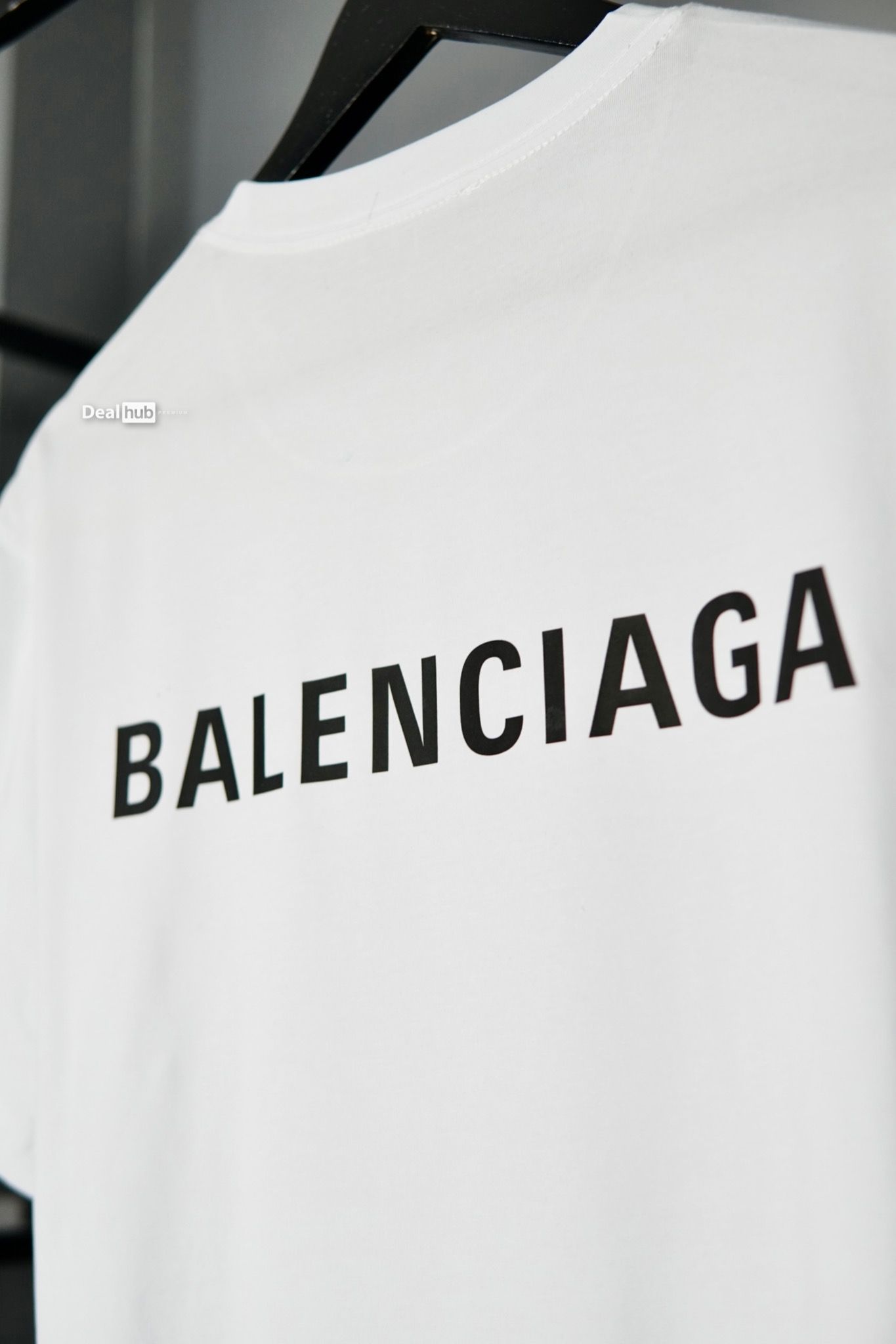 Balenciaga Paris Flag Logo Crewneck Sweatshirt Black 1000  MEN from Onu UK