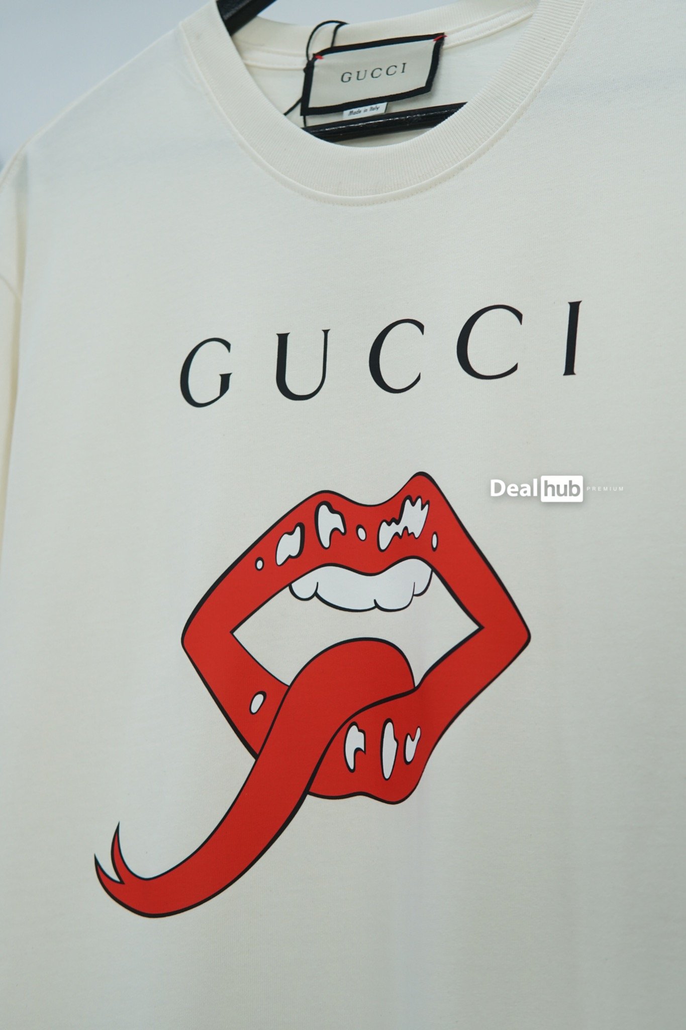 gucci t shirt with mouth