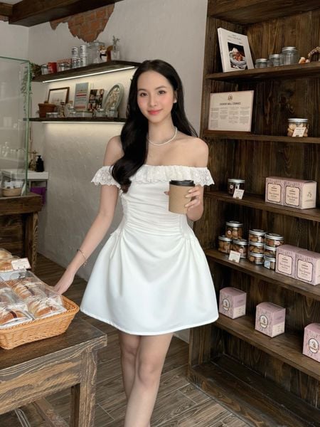  Đầm ngắn trễ vai phối ren nhún eo phom xòe A-D4275B 