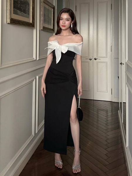 Người mẫu mặc Đầm body xẻ tà thắt nơ ngực - D3996A