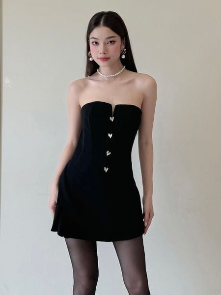 Người mẫu mặc Set áo kiểu phối chân váy - K3784A màu đen