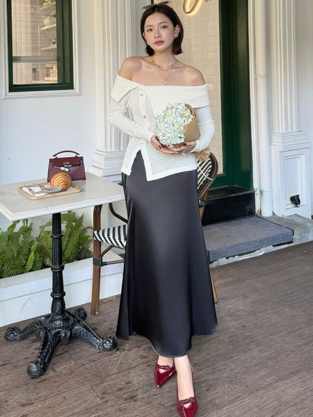  Áo kiểu tay dài trễ vai có vạt - A4193Q 