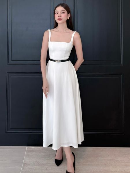 Người mẫu mặc Đầm xòe 2 dây bản nhỏ dự tiệc - D3719 màu trắng