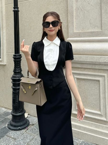 Người mẫu mặc Áo sơ mi công sở phối cổ trắng - A3622
