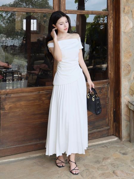 Trực diện Áo kiểu dạo phố trễ vai tà xéo A4448T