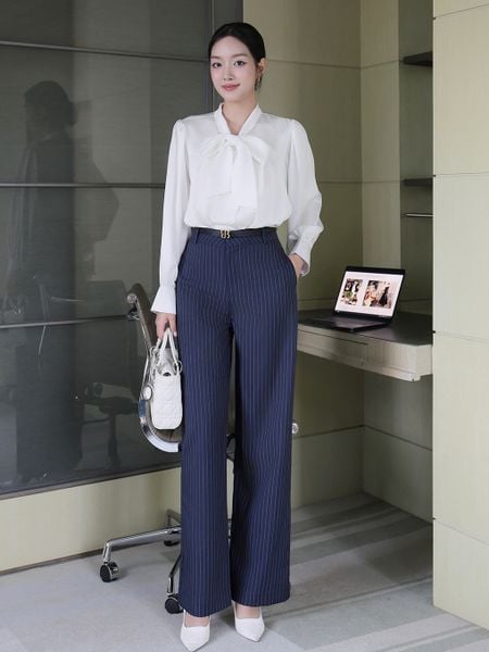 Full dáng mẫu 2 Quần suông công sở dài xanh sọc Q4465H