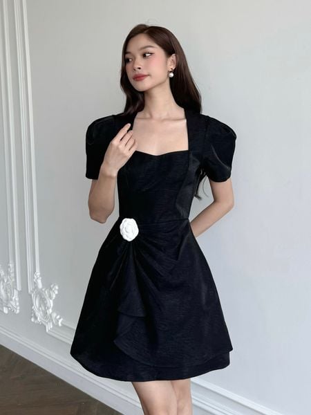  đầm xòe xếp vạt tay phồng kèm sẵn hoa cài - D3160 