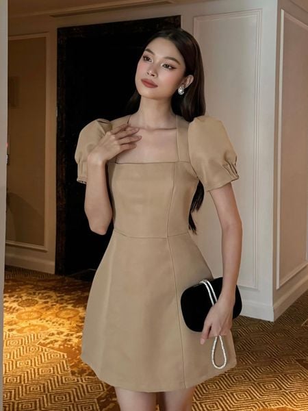  Đầm xòe tay phồng cut out lưng -D2982 