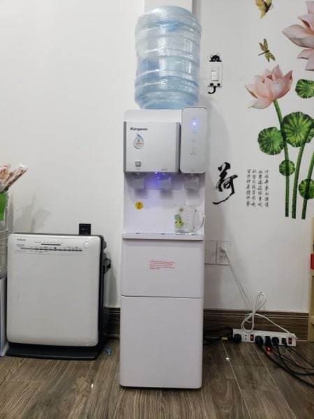 Cây Nước Nóng Lạnh Và Làm Đá Kangaroo KG65A3