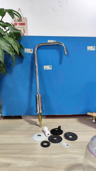 Vòi Van Khóa Inox Dùng Cho Máy KG100HK, KG10A5