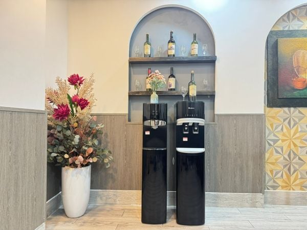 Máy Lọc Nước Humero HB-670(Black) - Nóng Lạnh