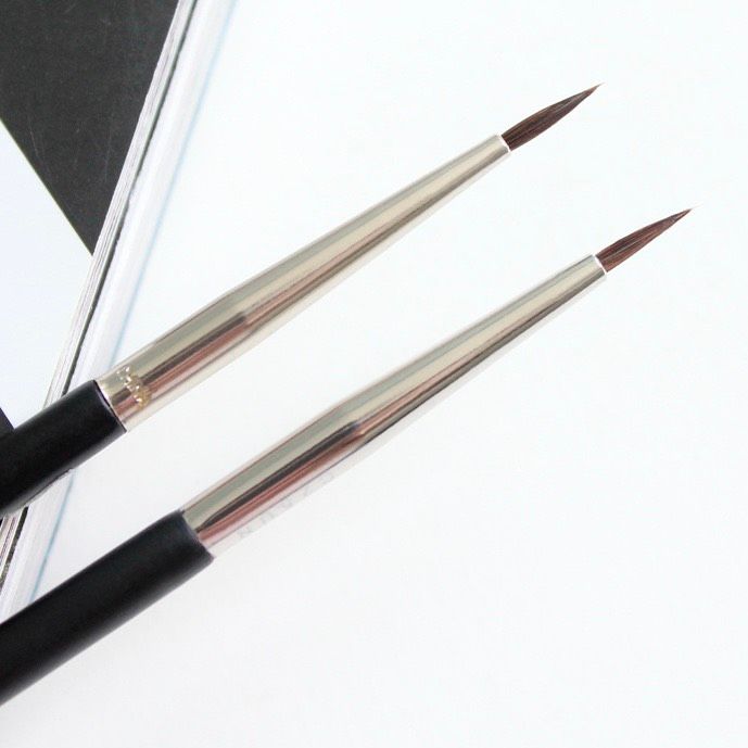  #1127 Cọ Eyeliner 