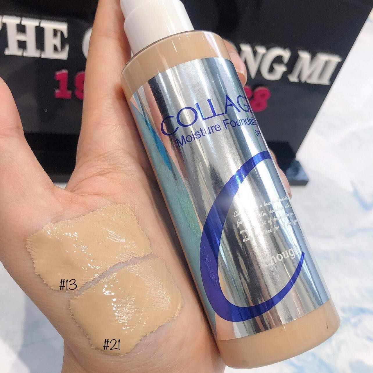  Enough kem nền dưỡng ẩm tinh chất Collagen 