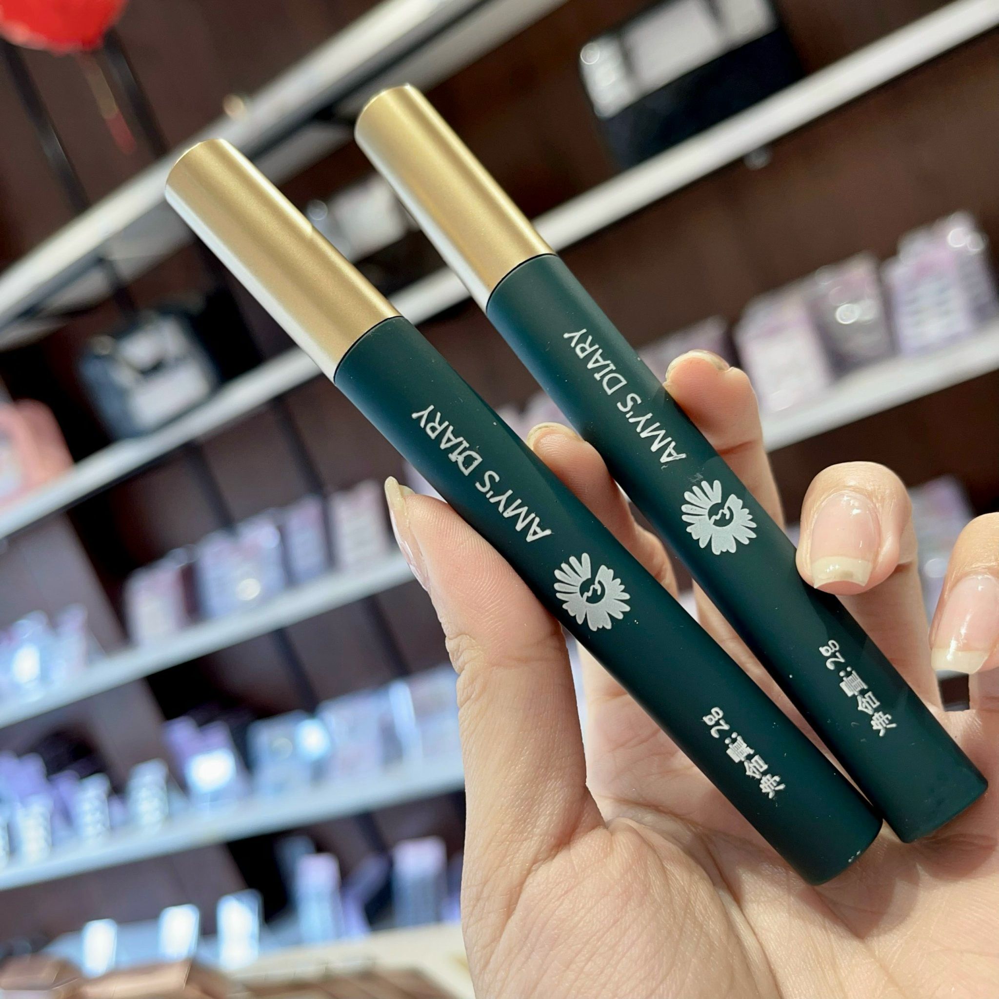  Amy's Diary mascara đầu siêu nhỏ chuốt dài lông mi 