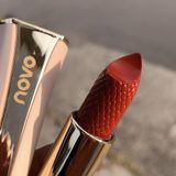  LIGHT AND SILKY NOVO SON THỎI 