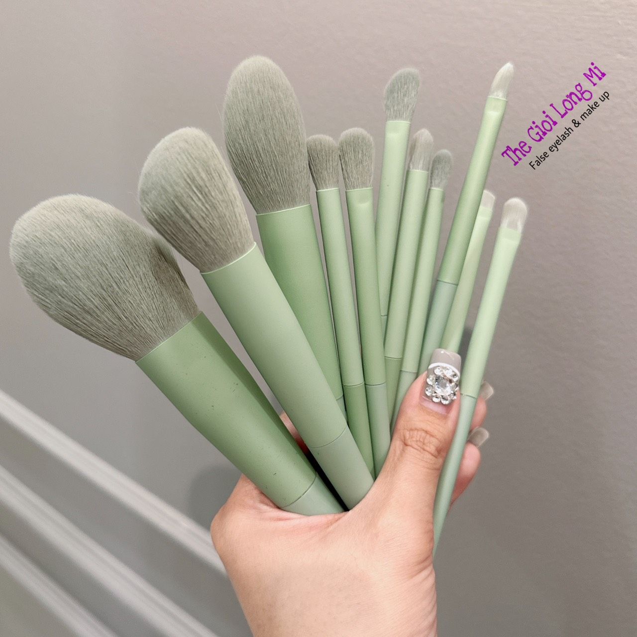  K22 SET CỌ CÁ NHÂN 11 CÂY LÔNG THÚ XANH LÁ PASTEL 