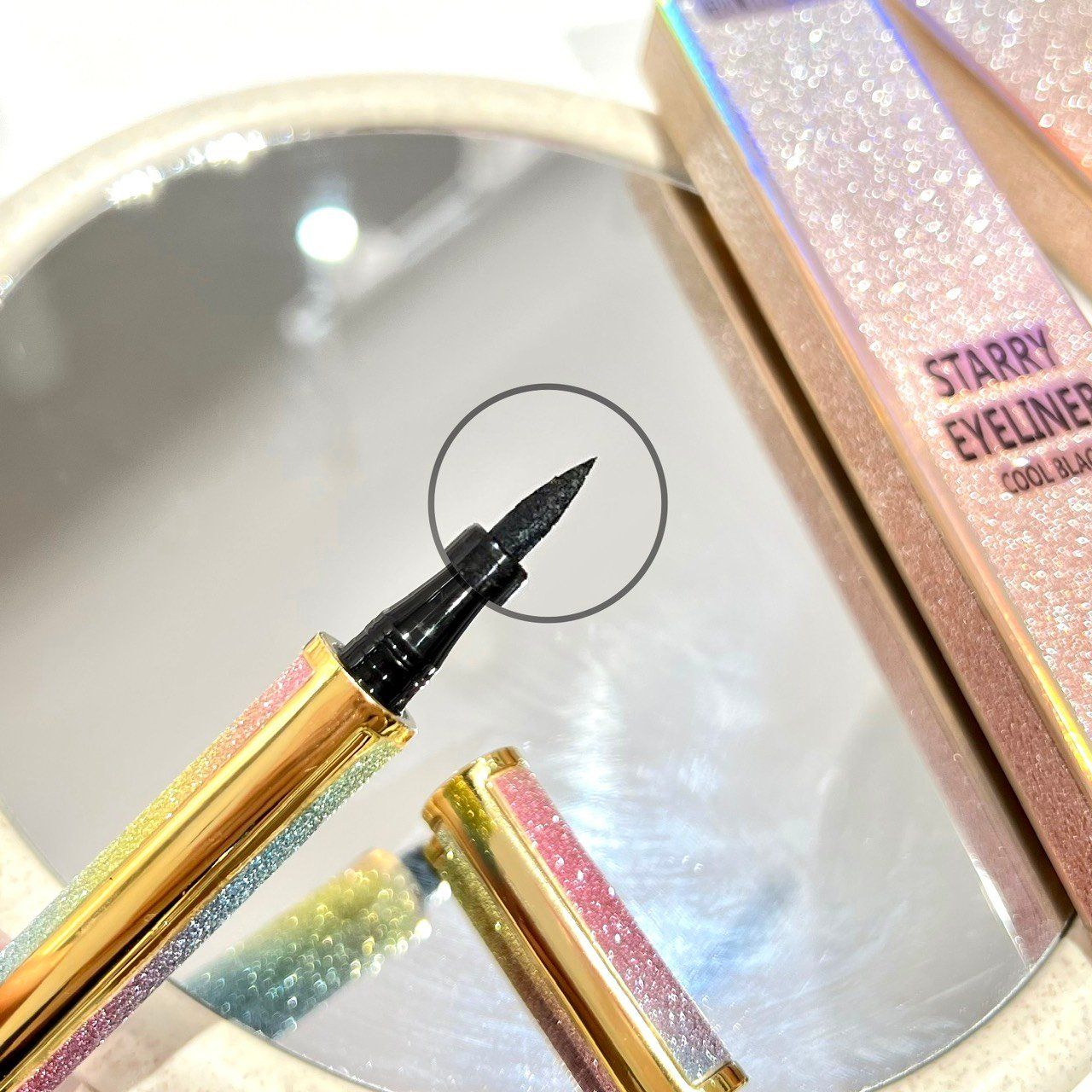  STARRY EYELINER COOL BLACK BÚT VẼ MẮT BOBEINI 